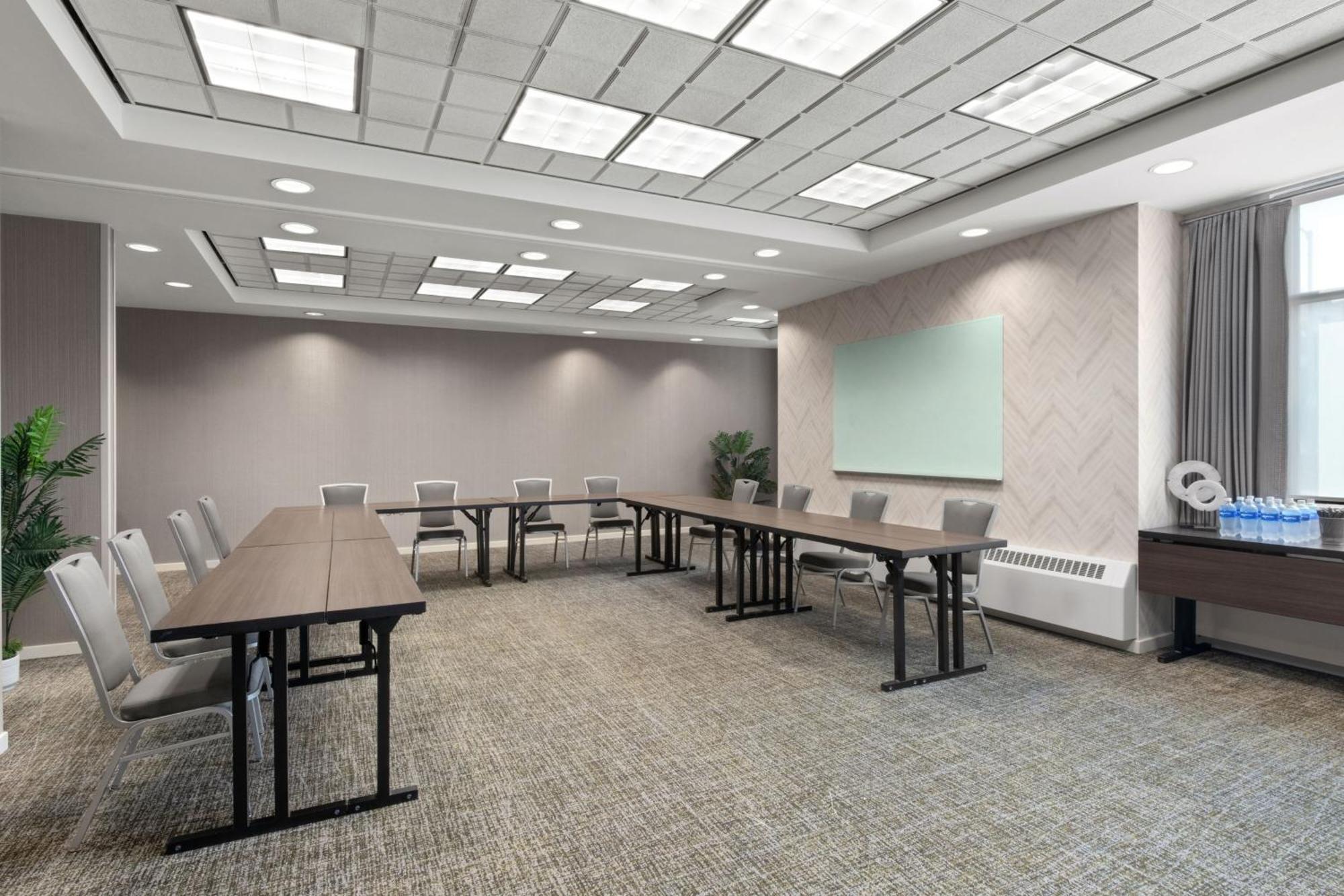Springhill Suites By Marriott Fairbanks Esterno foto
