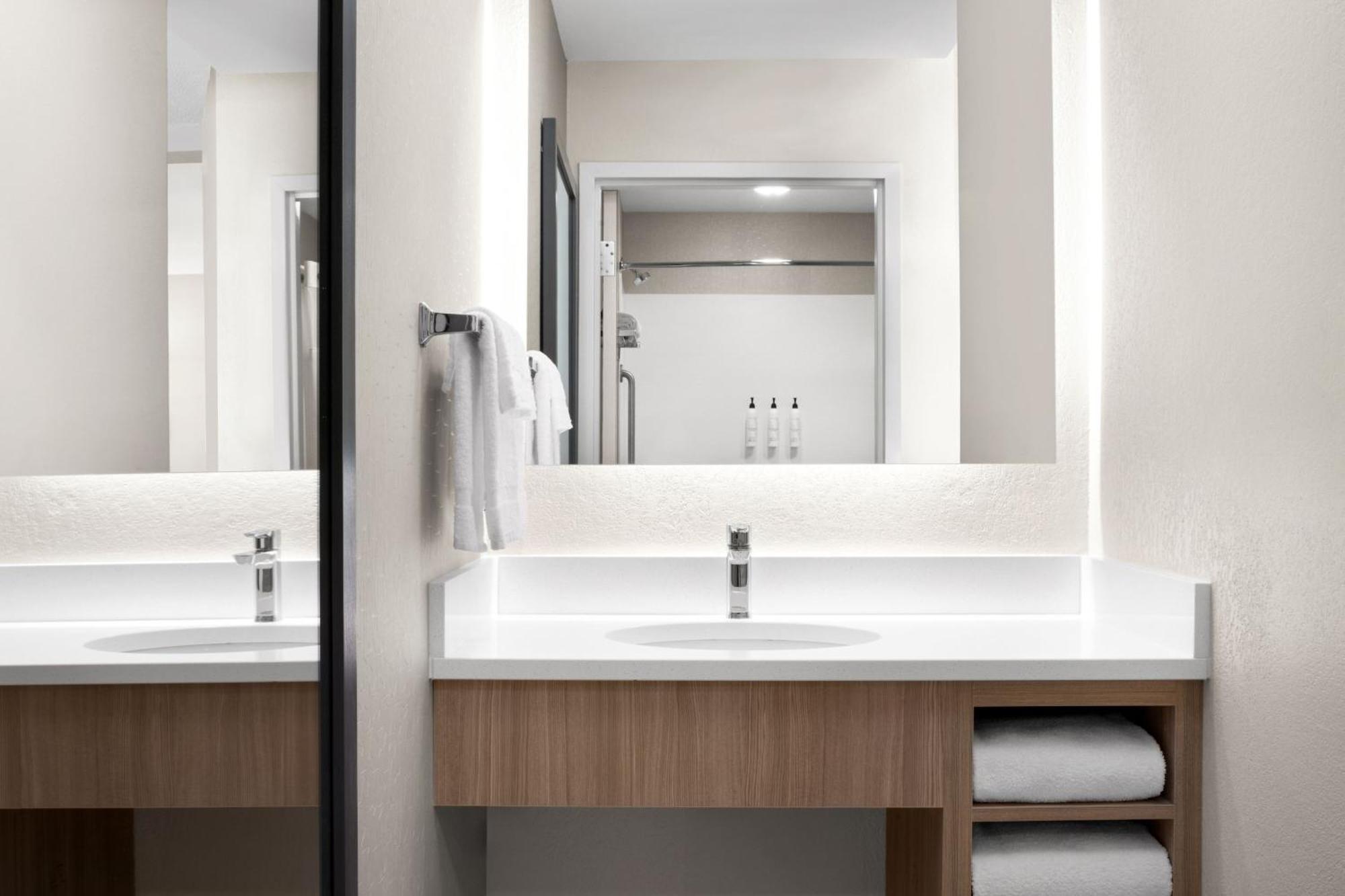Springhill Suites By Marriott Fairbanks Esterno foto